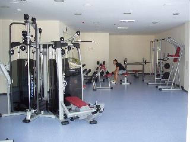Desportos y Entretenimento