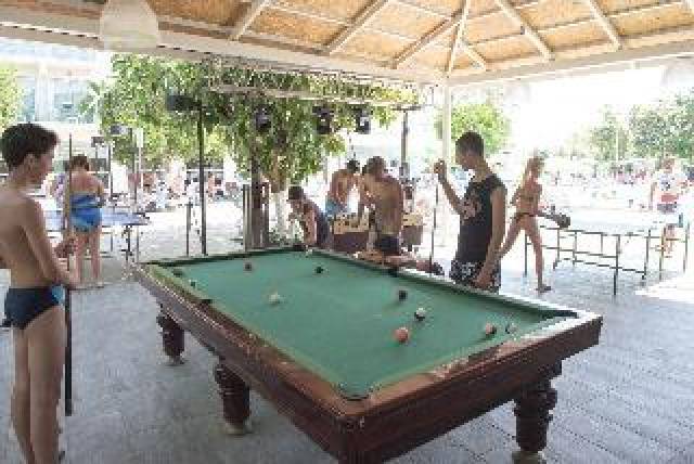 Desportos y Entretenimento