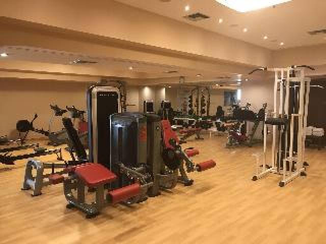 Desportos y Entretenimento