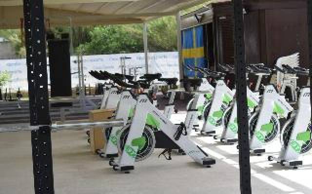 Desportos y Entretenimento