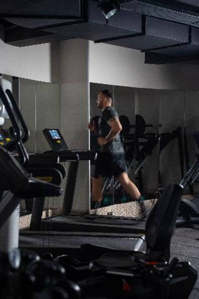 Desportos y Entretenimento