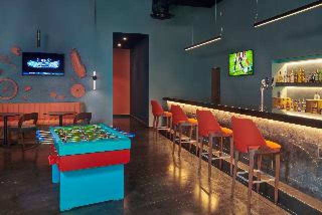 Bar