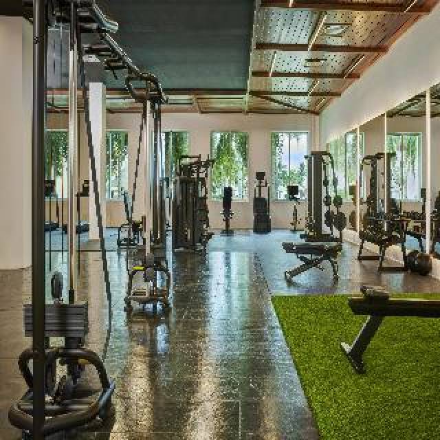 Desportos y Entretenimento