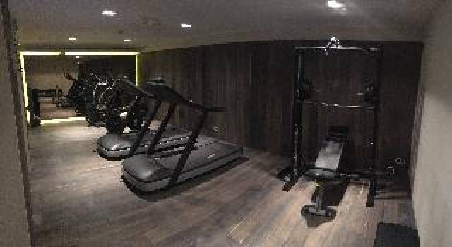 Desportos y Entretenimento