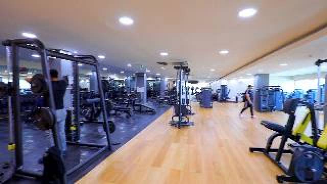 Desportos y Entretenimento