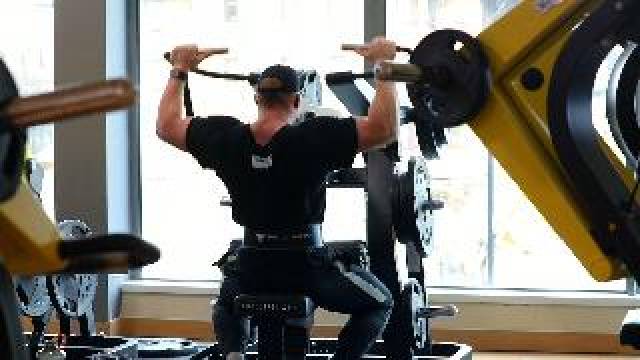 Desportos y Entretenimento
