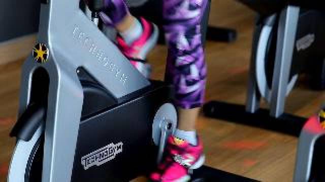 Desportos y Entretenimento