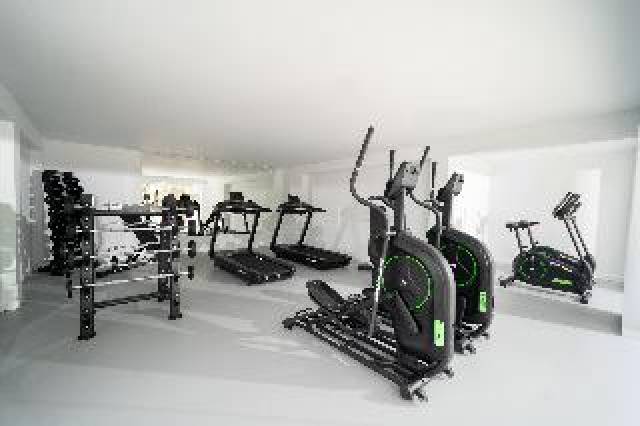 Desportos y Entretenimento