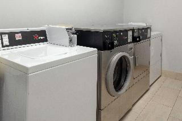 Desportos y Entretenimento