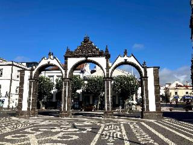 Desportos y Entretenimento