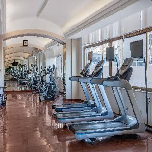 Desportos y Entretenimento