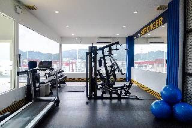 Desportos y Entretenimento