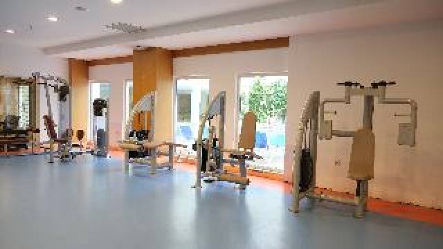 Desportos y Entretenimento