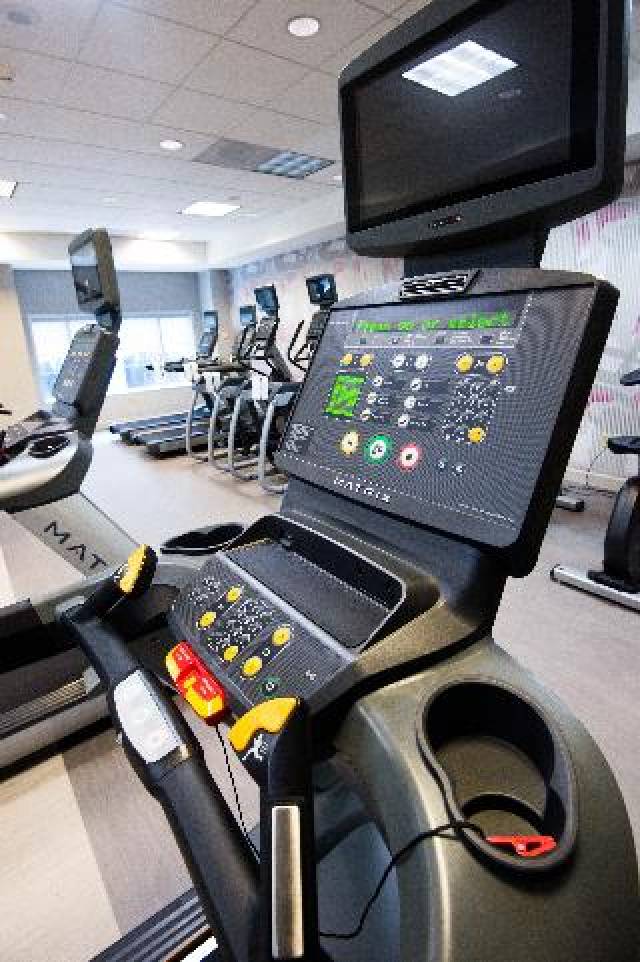 Desportos y Entretenimento