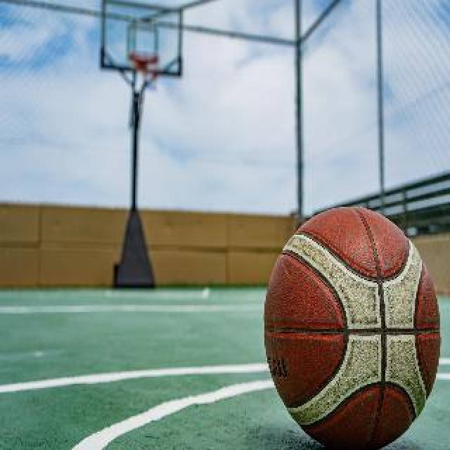 Desportos y Entretenimento