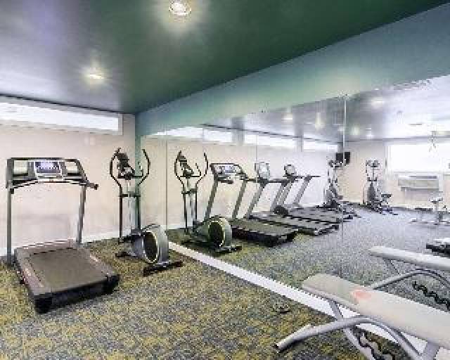 Desportos y Entretenimento