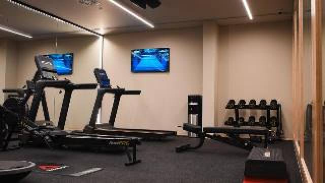 Desportos y Entretenimento