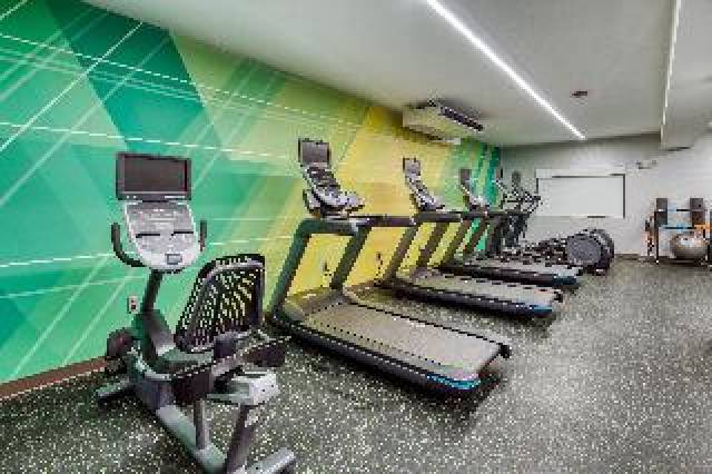 Desportos y Entretenimento