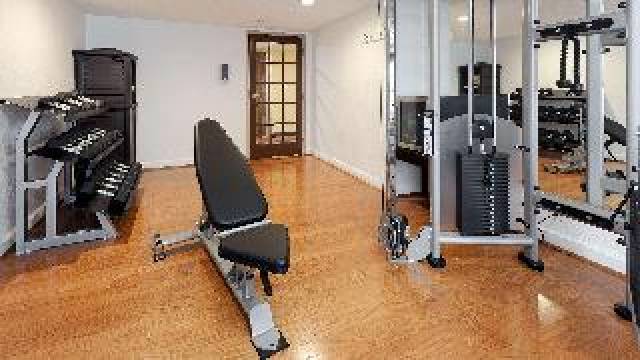 Desportos y Entretenimento