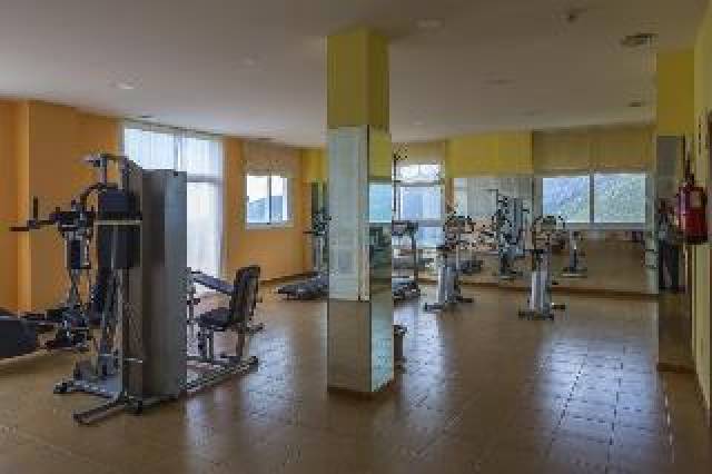 Desportos y Entretenimento