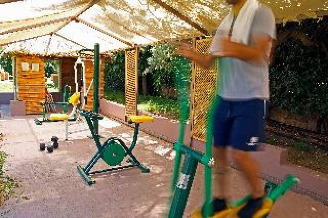 Desportos y Entretenimento