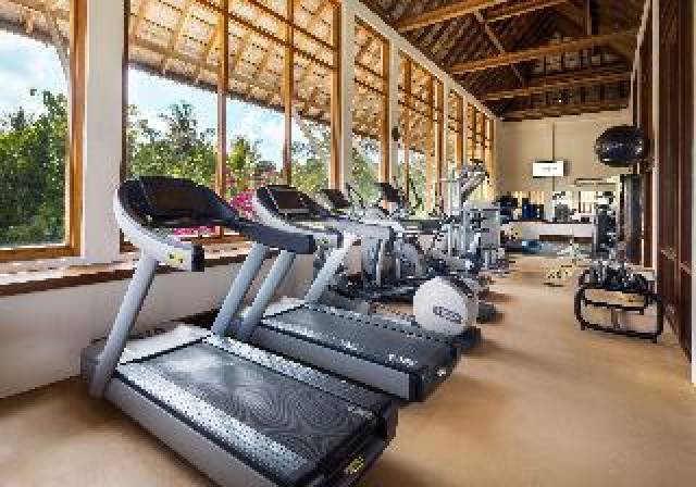 Desportos y Entretenimento