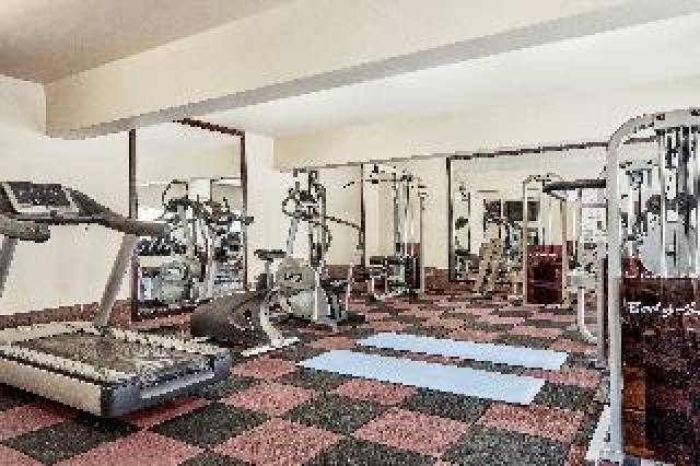Desportos y Entretenimento