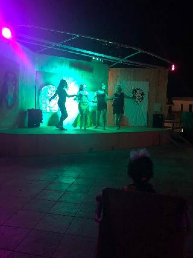 Desportos y Entretenimento