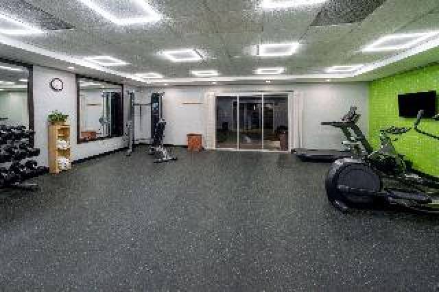 Desportos y Entretenimento