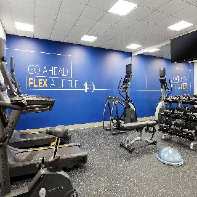 Desportos y Entretenimento