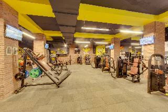 Desportos y Entretenimento