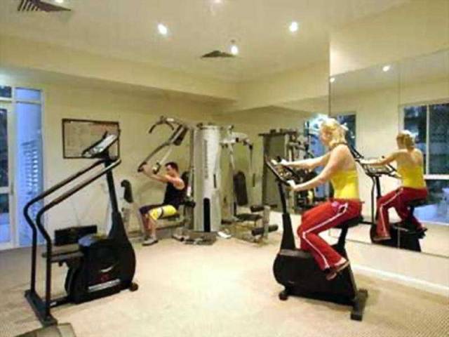 Desportos y Entretenimento