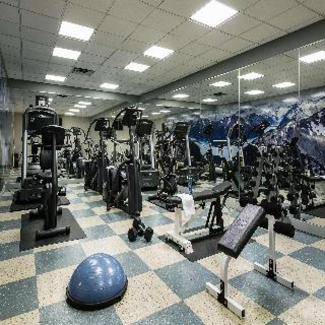 Desportos y Entretenimento