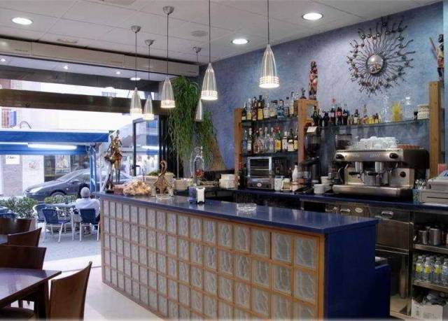 Bar