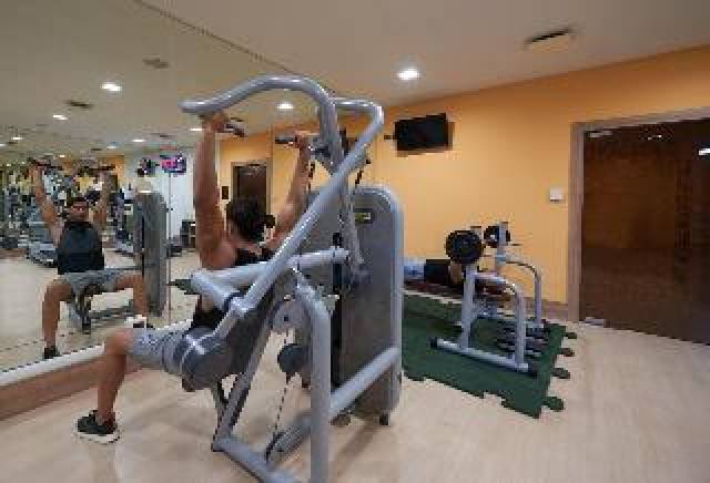 Desportos y Entretenimento