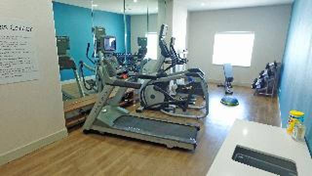 Desportos y Entretenimento