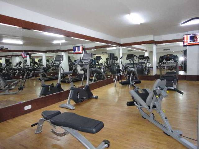 Desportos y Entretenimento