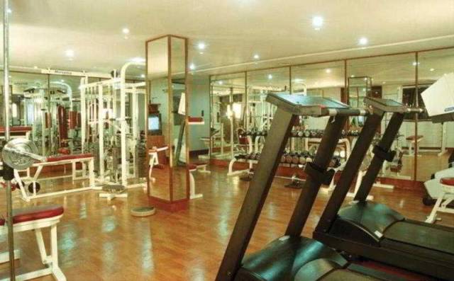 Desportos y Entretenimento