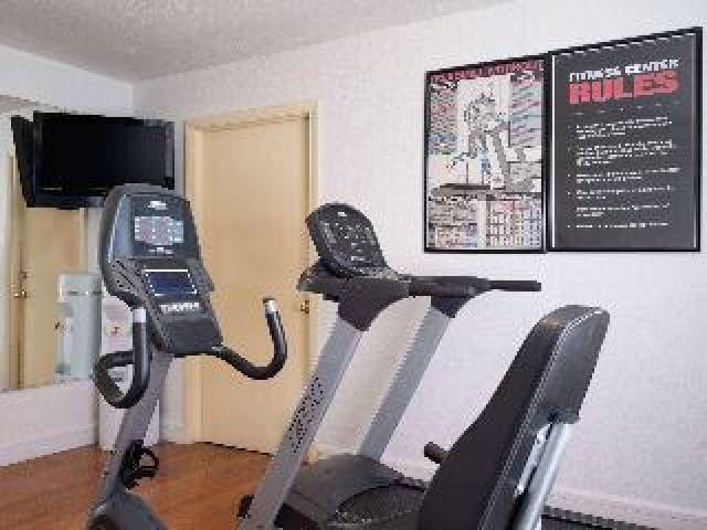 Desportos y Entretenimento
