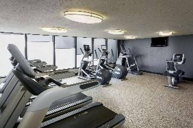 Desportos y Entretenimento