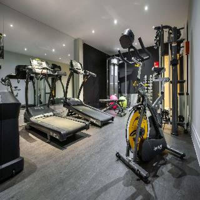 Desportos y Entretenimento