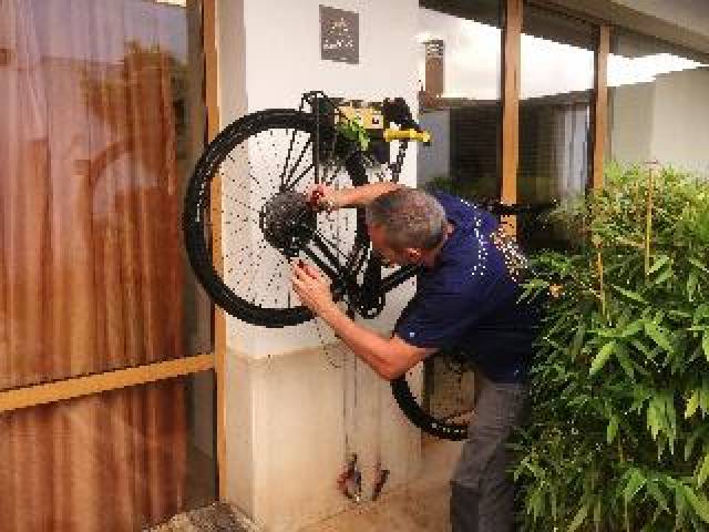 Desportos y Entretenimento