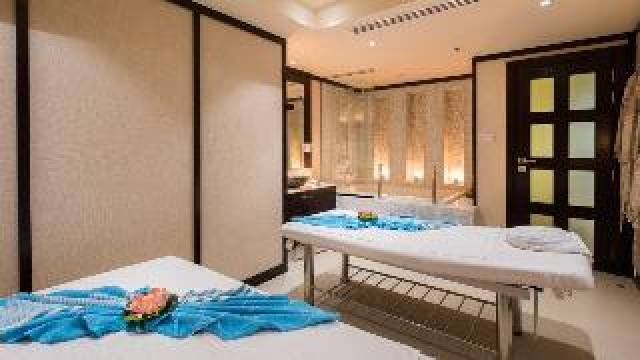 Desportos y Entretenimento