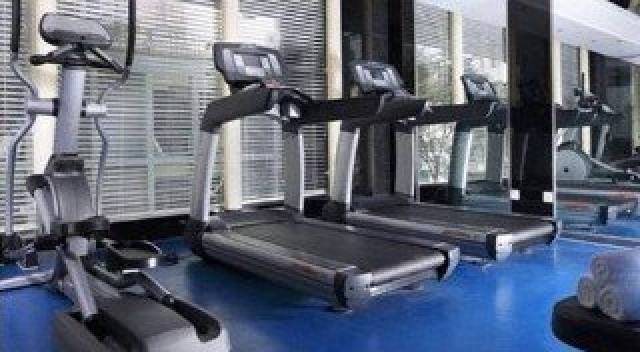 Desportos y Entretenimento