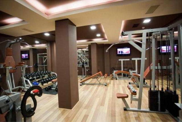 Desportos y Entretenimento