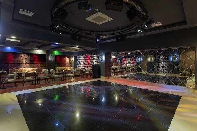 Bar