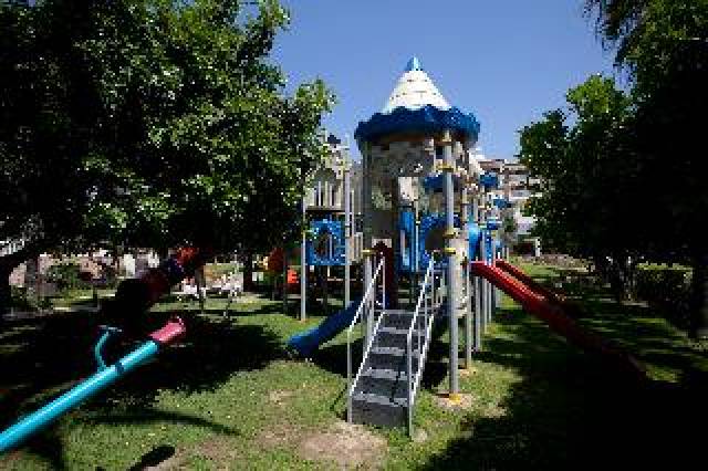 Desportos y Entretenimento
