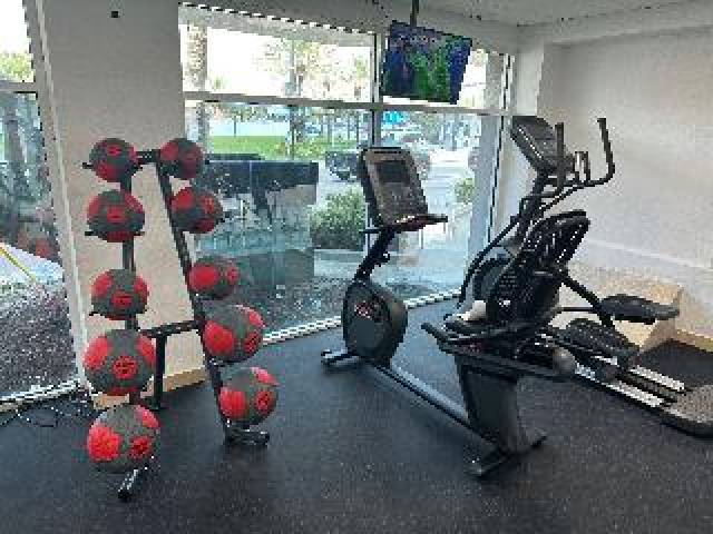 Desportos y Entretenimento
