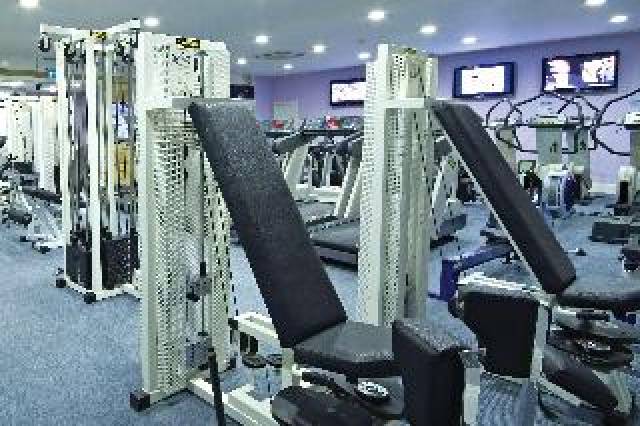 Desportos y Entretenimento