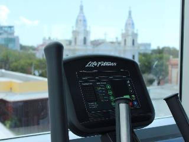 Desportos y Entretenimento